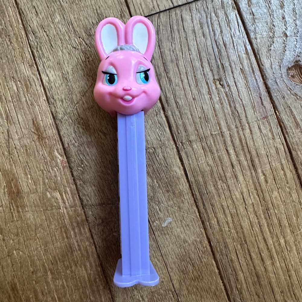 PEZ Easter Bunny Pink Purple‎ Candy Dispenser Collectible Rabbit